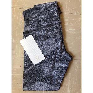 Lululemon Wunder Under LR Tight